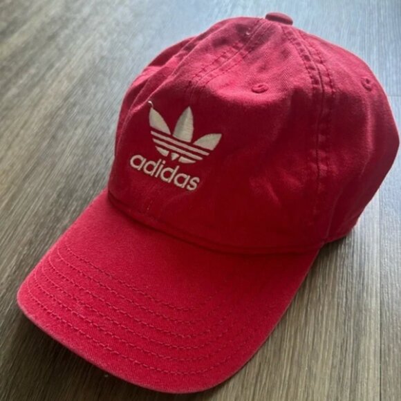 Adidas Original Red Cap - Cloth Strap - Picture 3 of 4